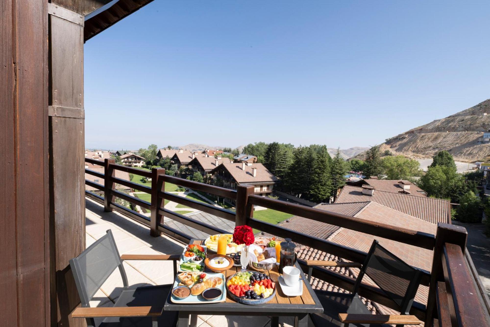 Intercontinental Mzaar Lebanon Mountain Resort & Spa By Ihg Mzaar Kfardebian Exterior photo