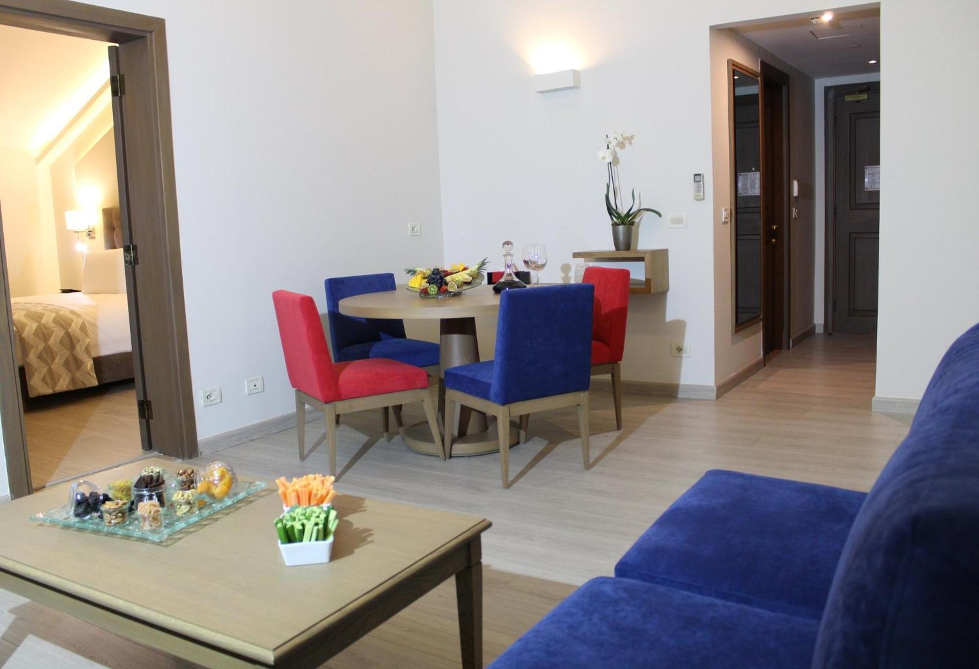 Intercontinental Mzaar Lebanon Mountain Resort & Spa By Ihg Mzaar Kfardebian Exterior photo